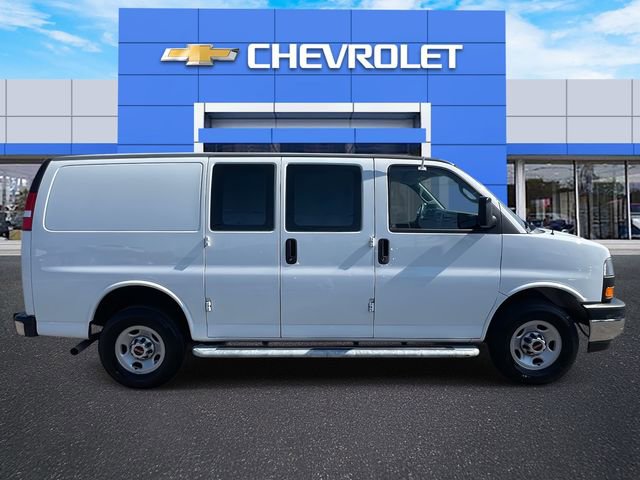 Used 2024 GMC Savana 2500 w/ Driver Convenience Package image 6
