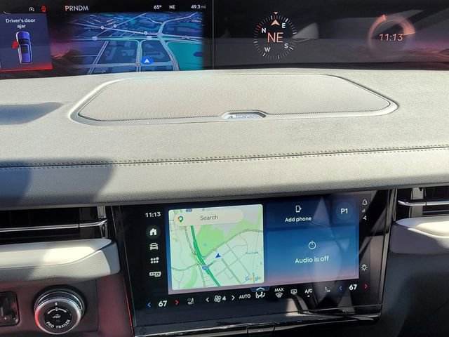 New 2026 Lincoln Navigator Reserve image 13