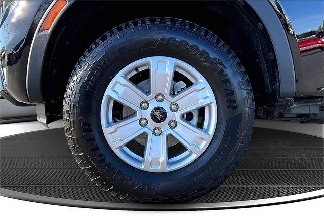Used 2025 Ford Ranger XL image 32