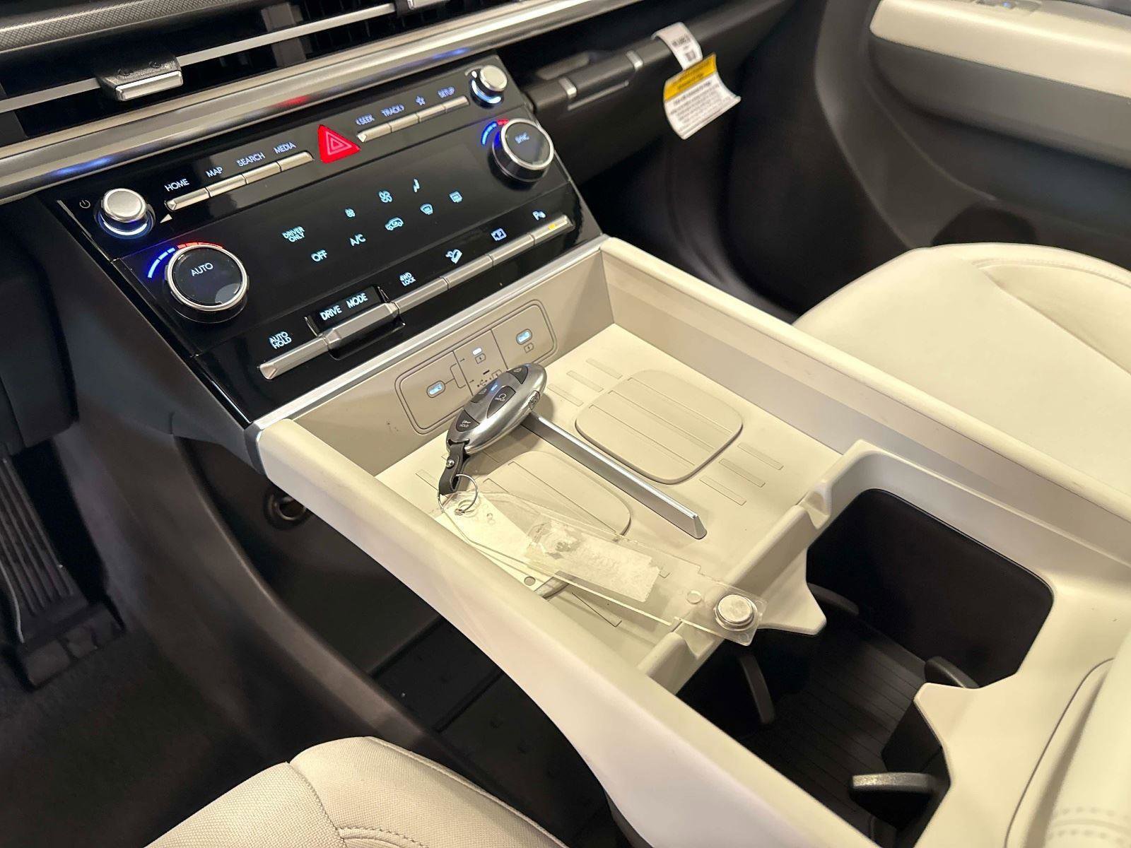 New 2026 Hyundai Santa Fe SE AWD/4WD image 26