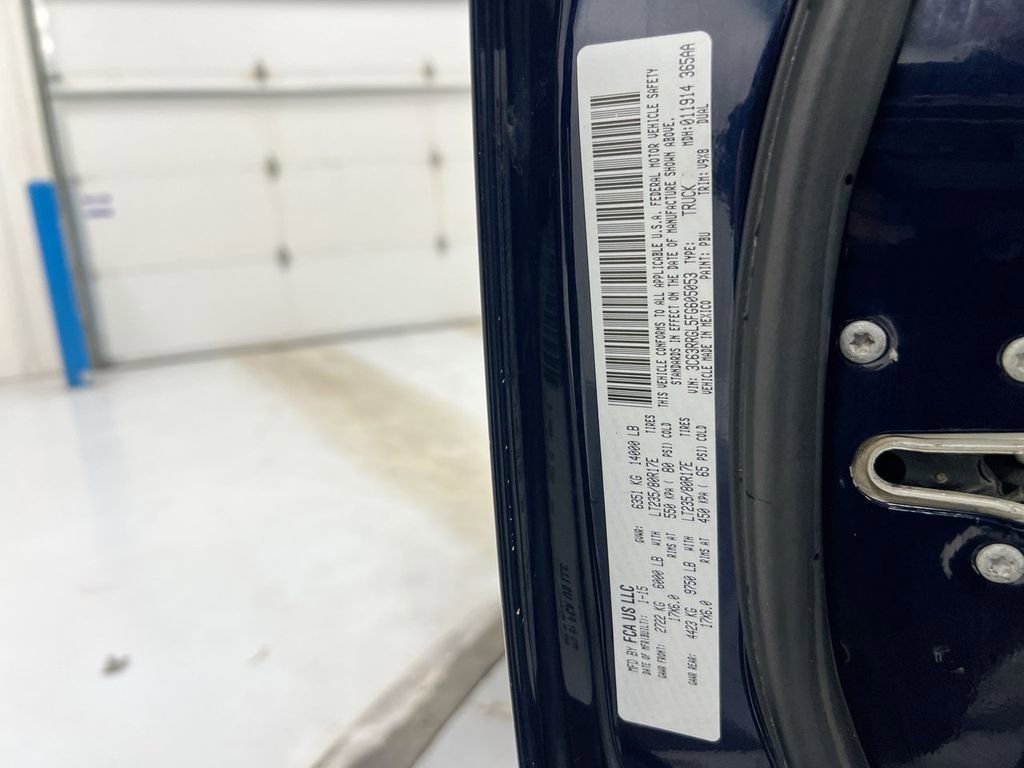 Used 2015 RAM 3500 Tradesman w/ Chrome Appearance Group image 20