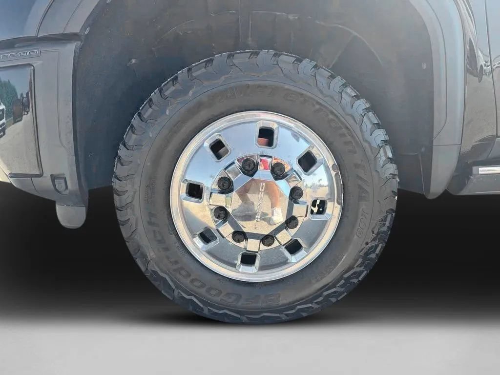 Used 2025 GMC Sierra 3500 Denali Ultimate AWD/4WD image 38