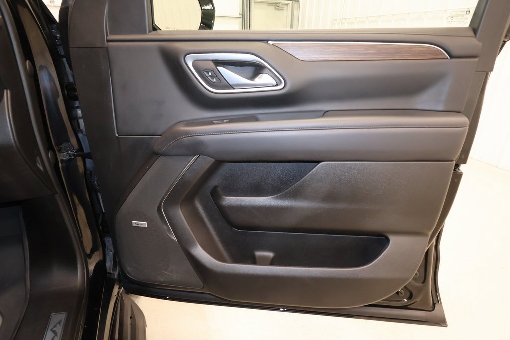 Used 2023 Chevrolet Tahoe High Country image 22