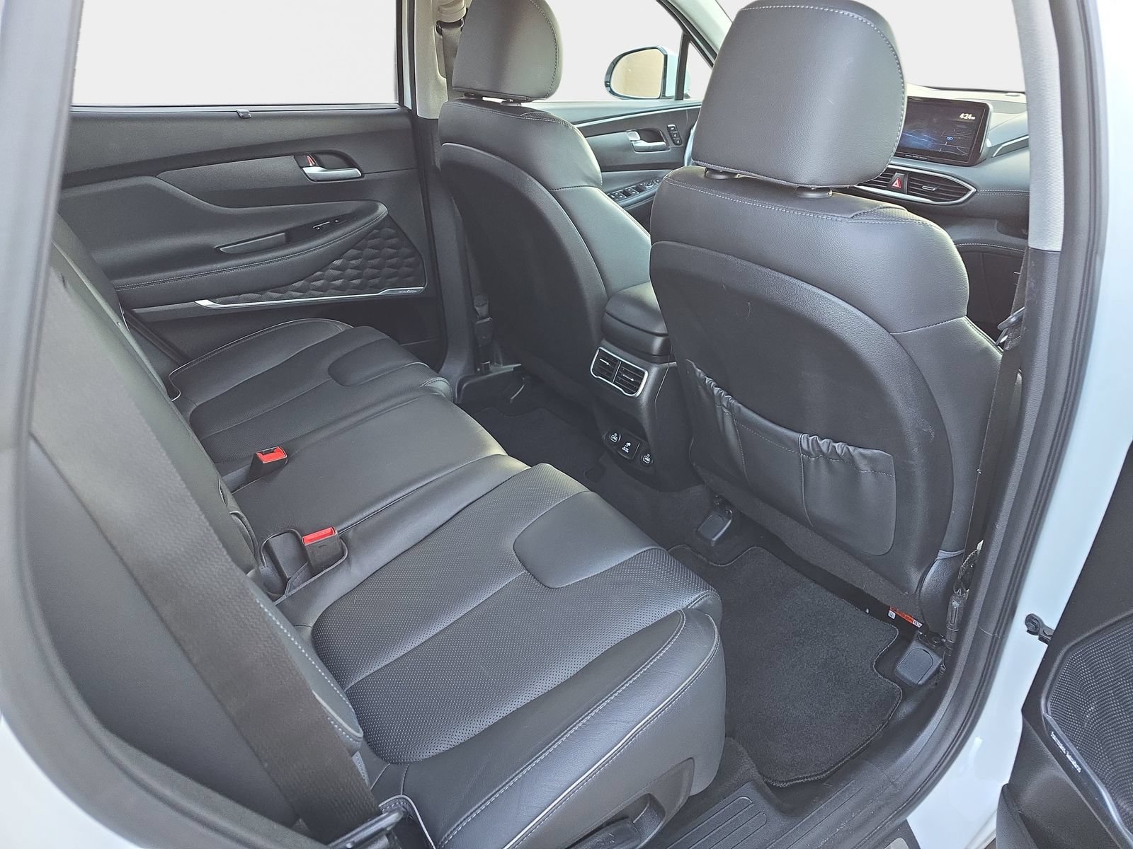 Used 2021 Hyundai Santa Fe Limited FWD image 13