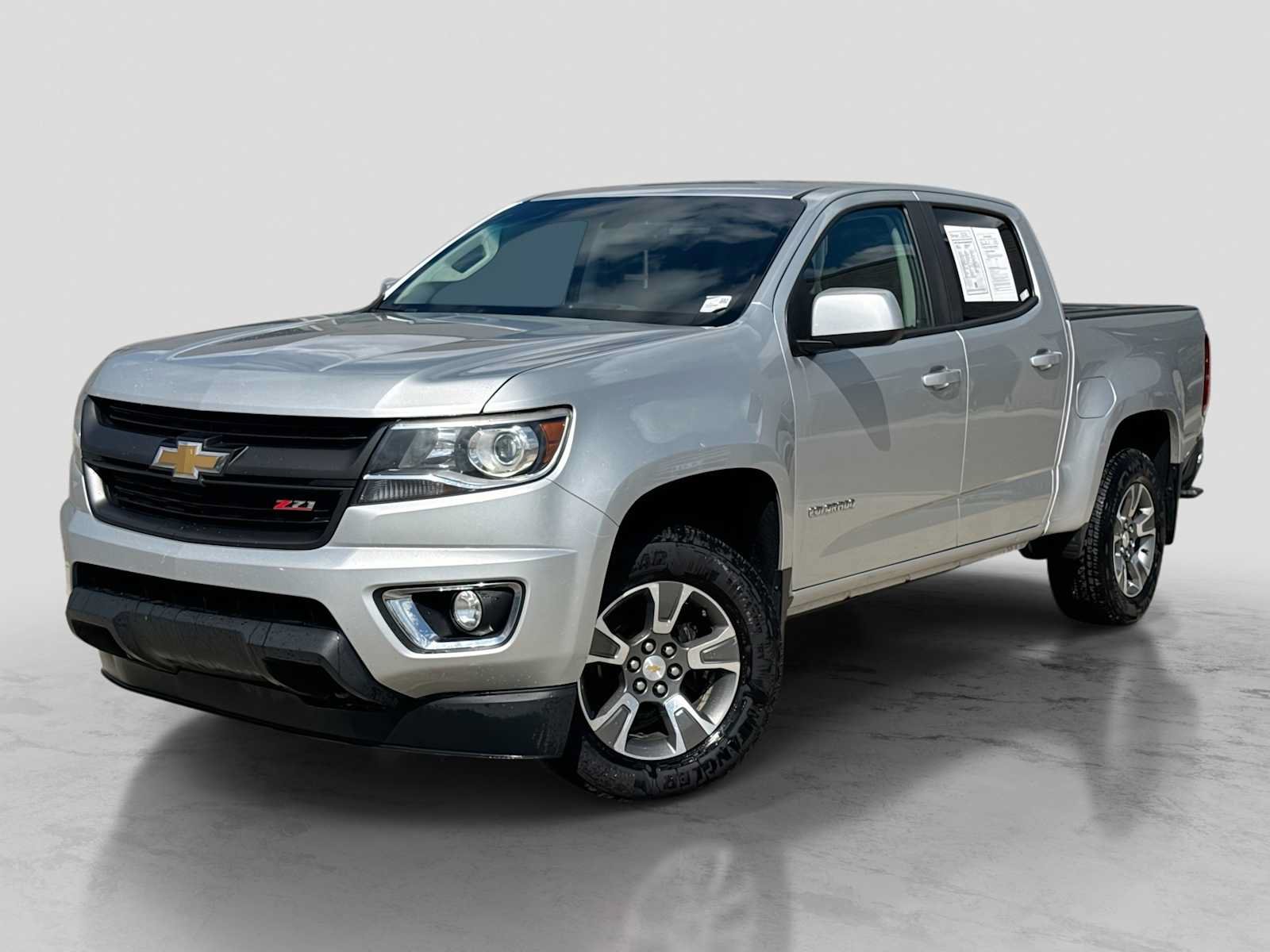 Used 2017 Chevrolet Colorado Z71 AWD/4WD image 1