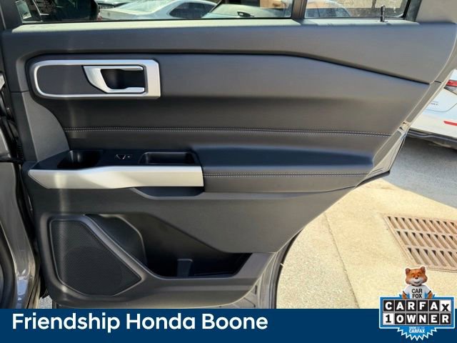 Used 2021 Ford Explorer XLT image 36