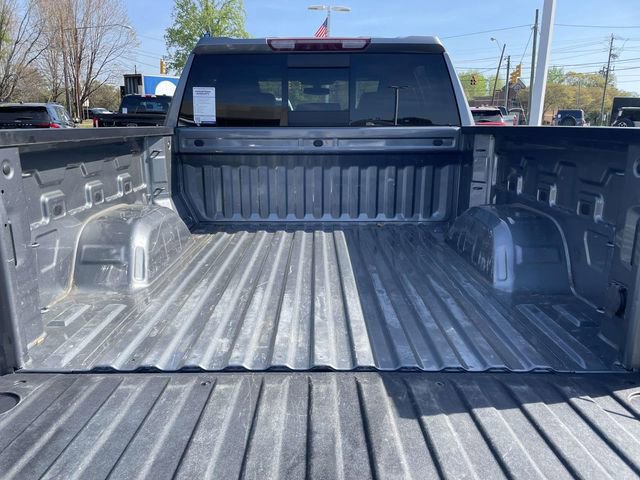 Used 2022 Chevrolet Silverado 1500 RST w/ Convenience Package II AWD/4WD image 9