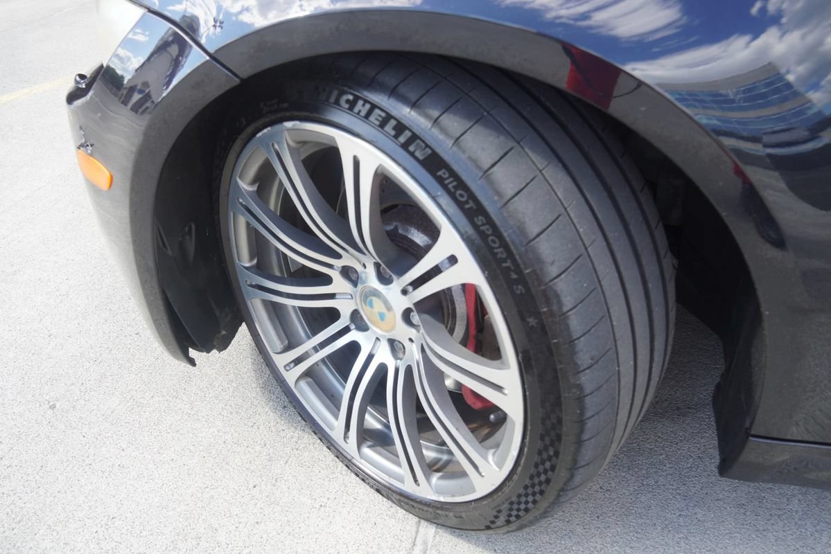 Used 2011 BMW M3 Convertible RWD image 39