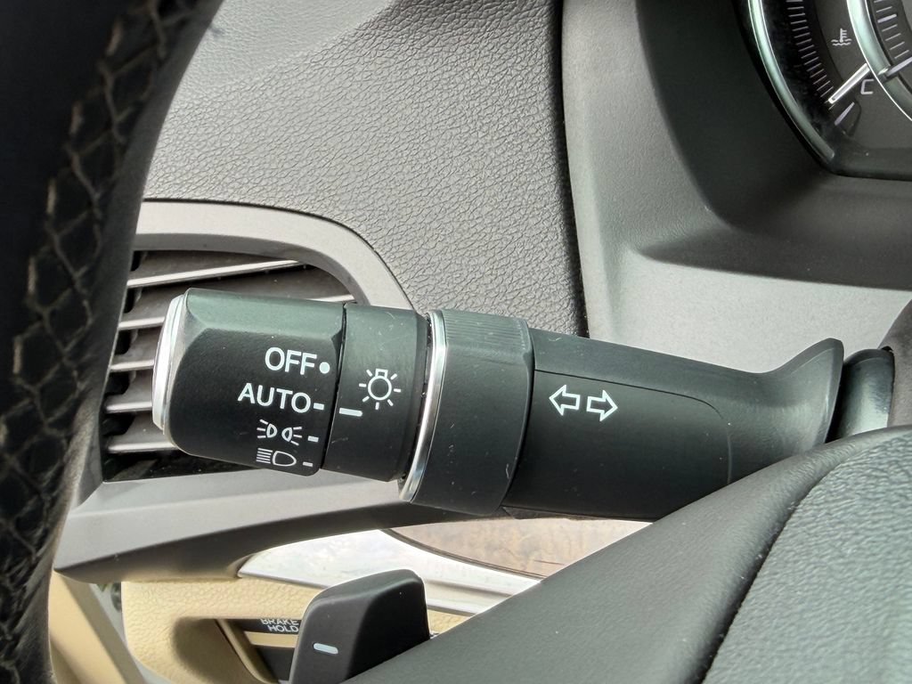 Used 2020 Acura MDX SH-AWD image 37