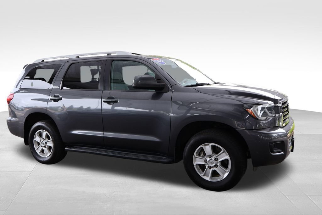 Used 2019 Toyota Sequoia SR5 AWD/4WD image 16