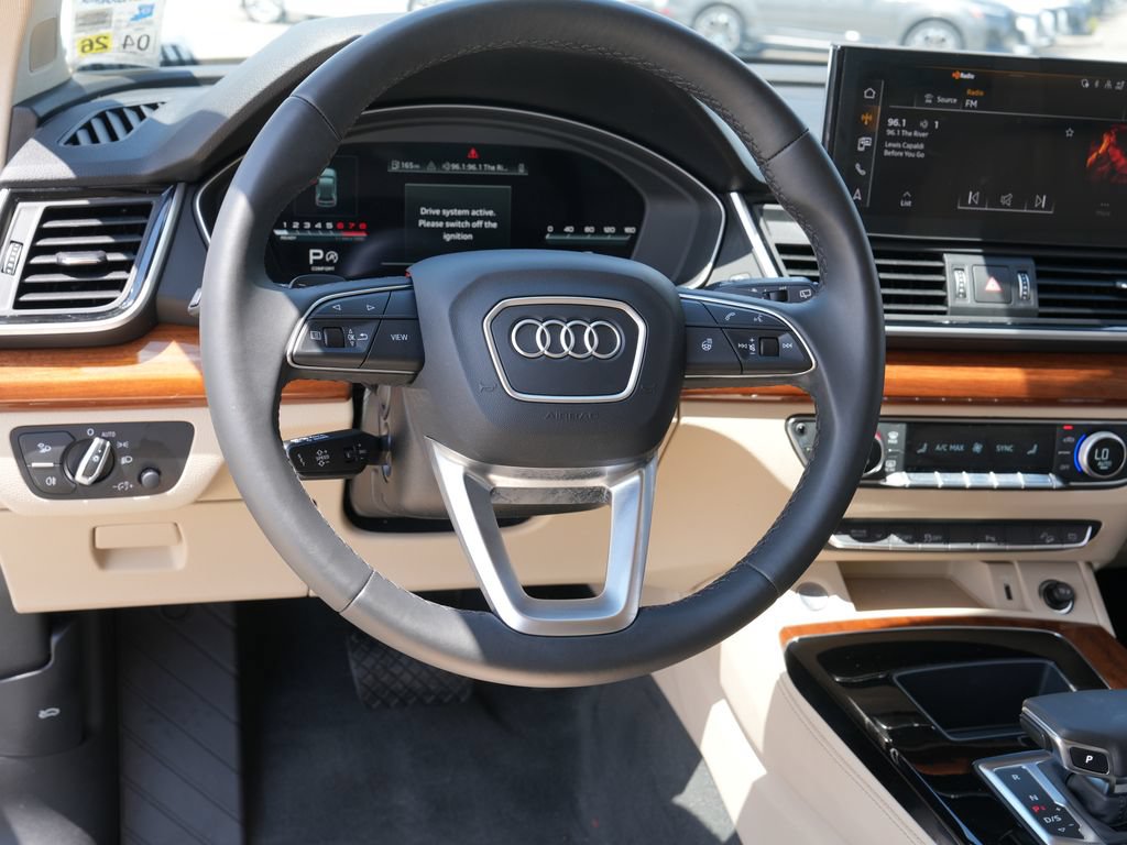 Used 2023 Audi Q5 2.0T Premium Plus w/ Premium Plus Package AWD/4WD image 27