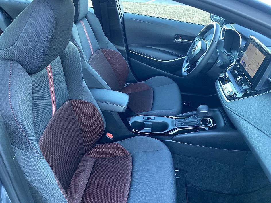 Certified 2025 Toyota Corolla SE image 20