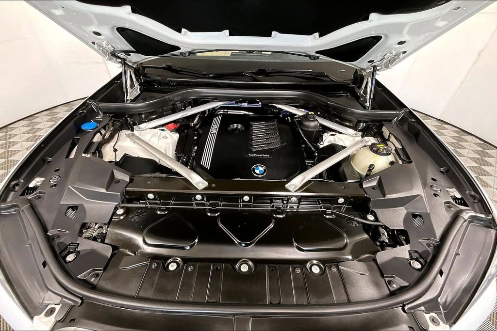 Used 2021 BMW X5 sDrive40i w/ Premium Package 2 image 9