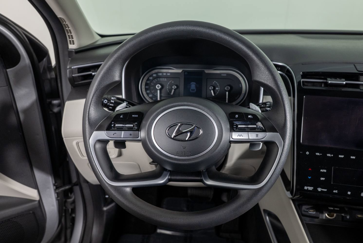 Used 2024 Hyundai Tucson Blue image 30