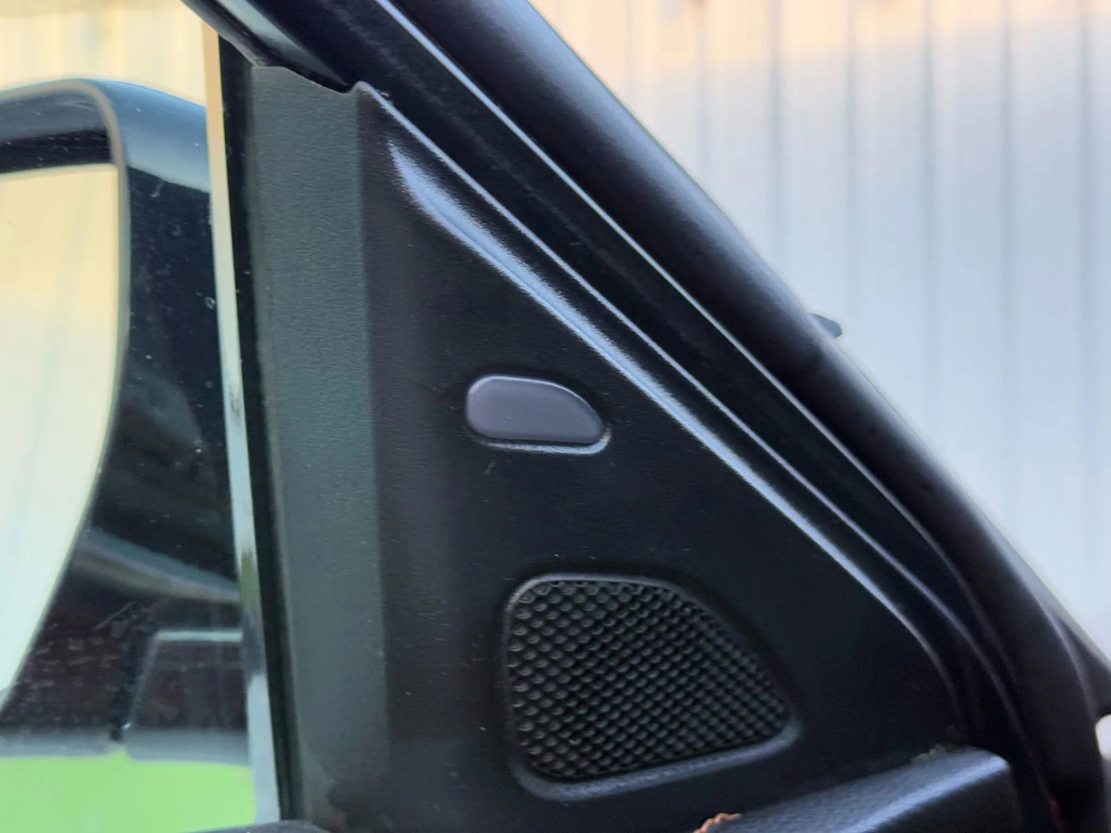 Used 2016 Nissan Maxima SR image 25