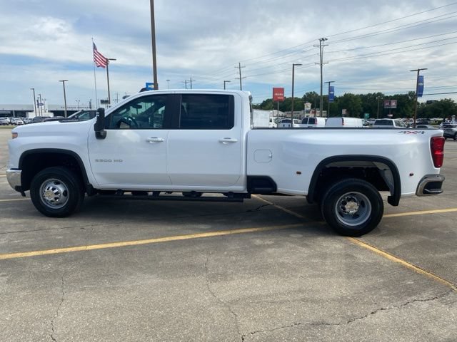 New 2026 Chevrolet Silverado 3500 LT AWD/4WD image 16