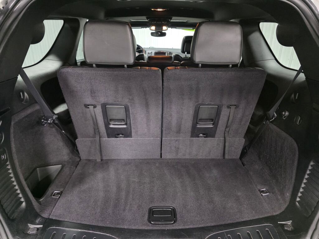 Used 2018 Dodge Durango R/T image 12