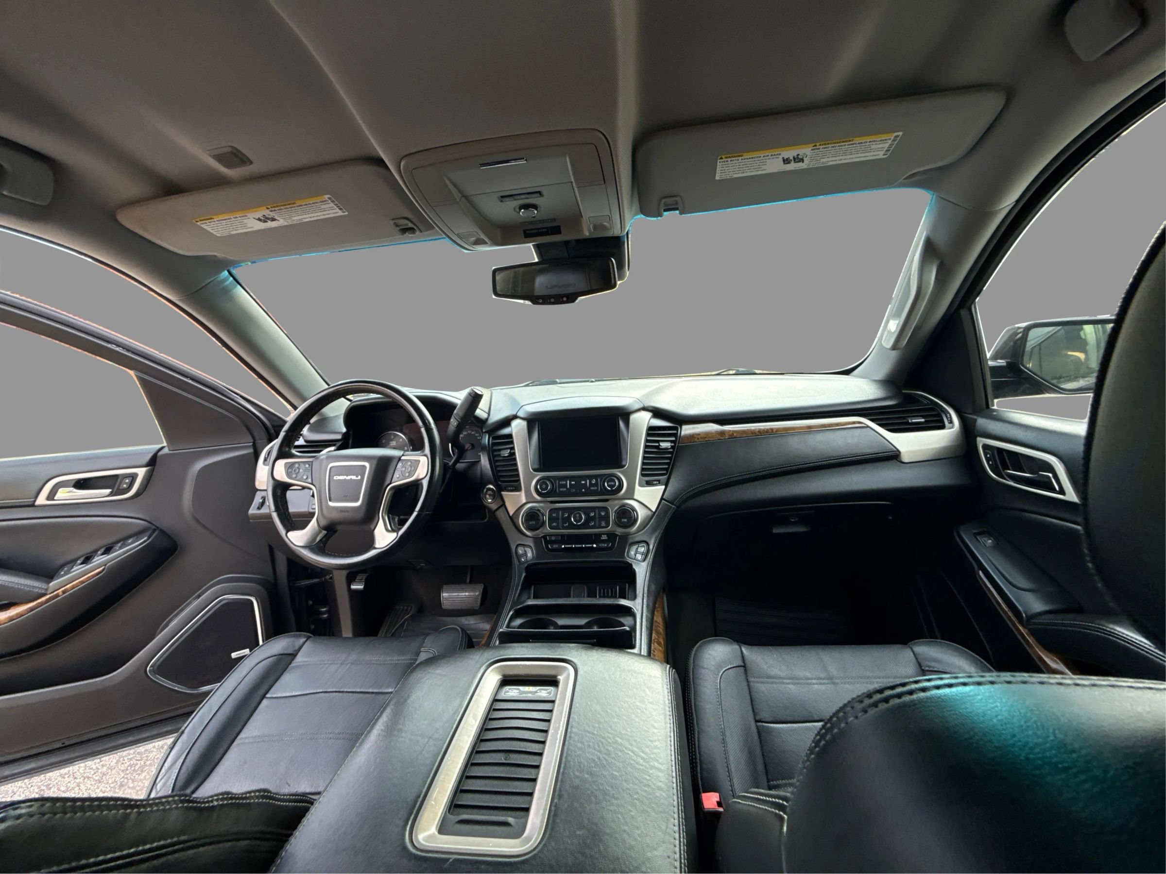 Used 2016 GMC Yukon Denali RWD image 24