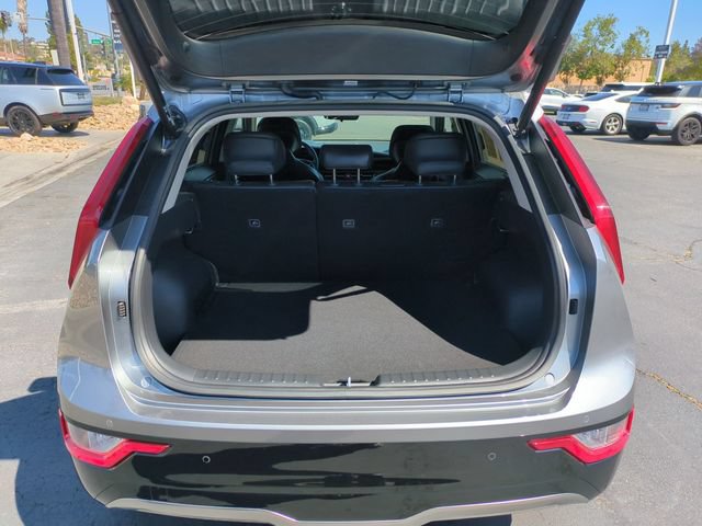 Certified 2024 Kia Niro Wind FWD image 32