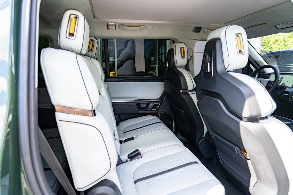 Used 2024 Rivian R1S Adventure AWD/4WD image 23