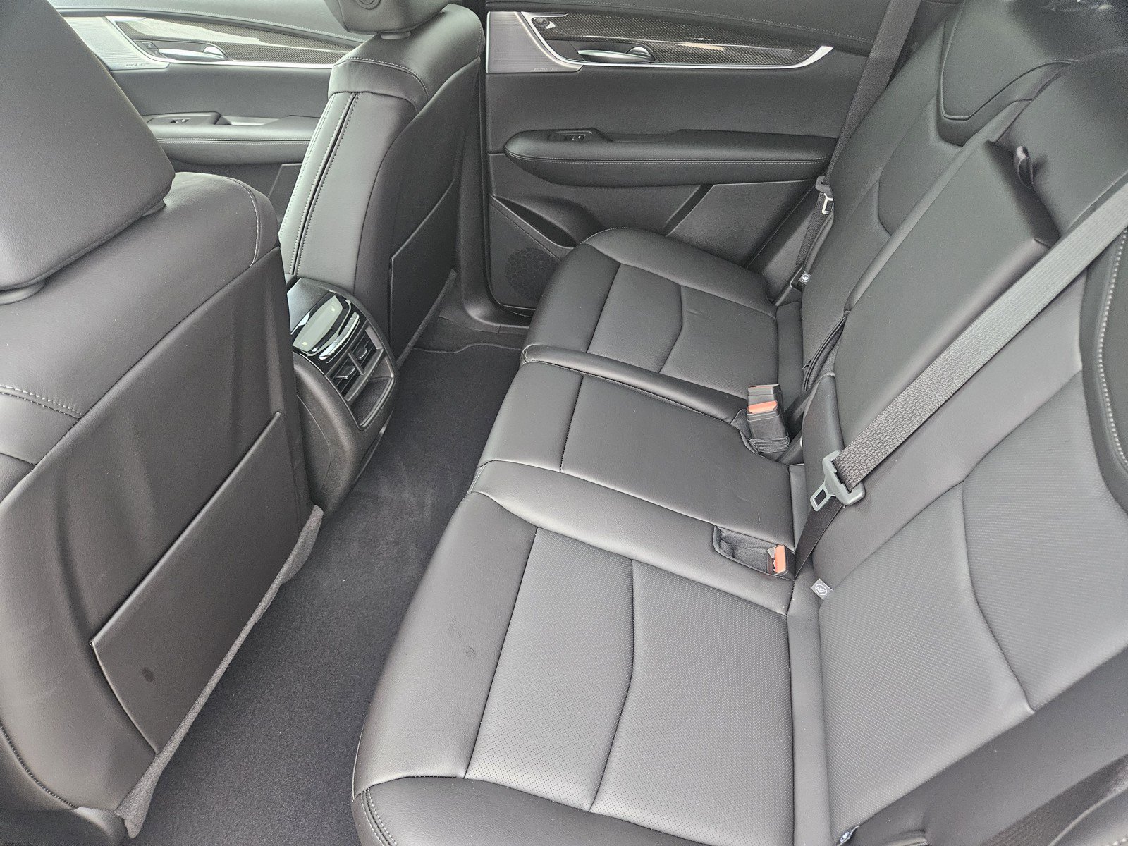New 2026 Cadillac XT5 Sportv w/ LPO, Onyx Lite Package AWD/4WD image 20