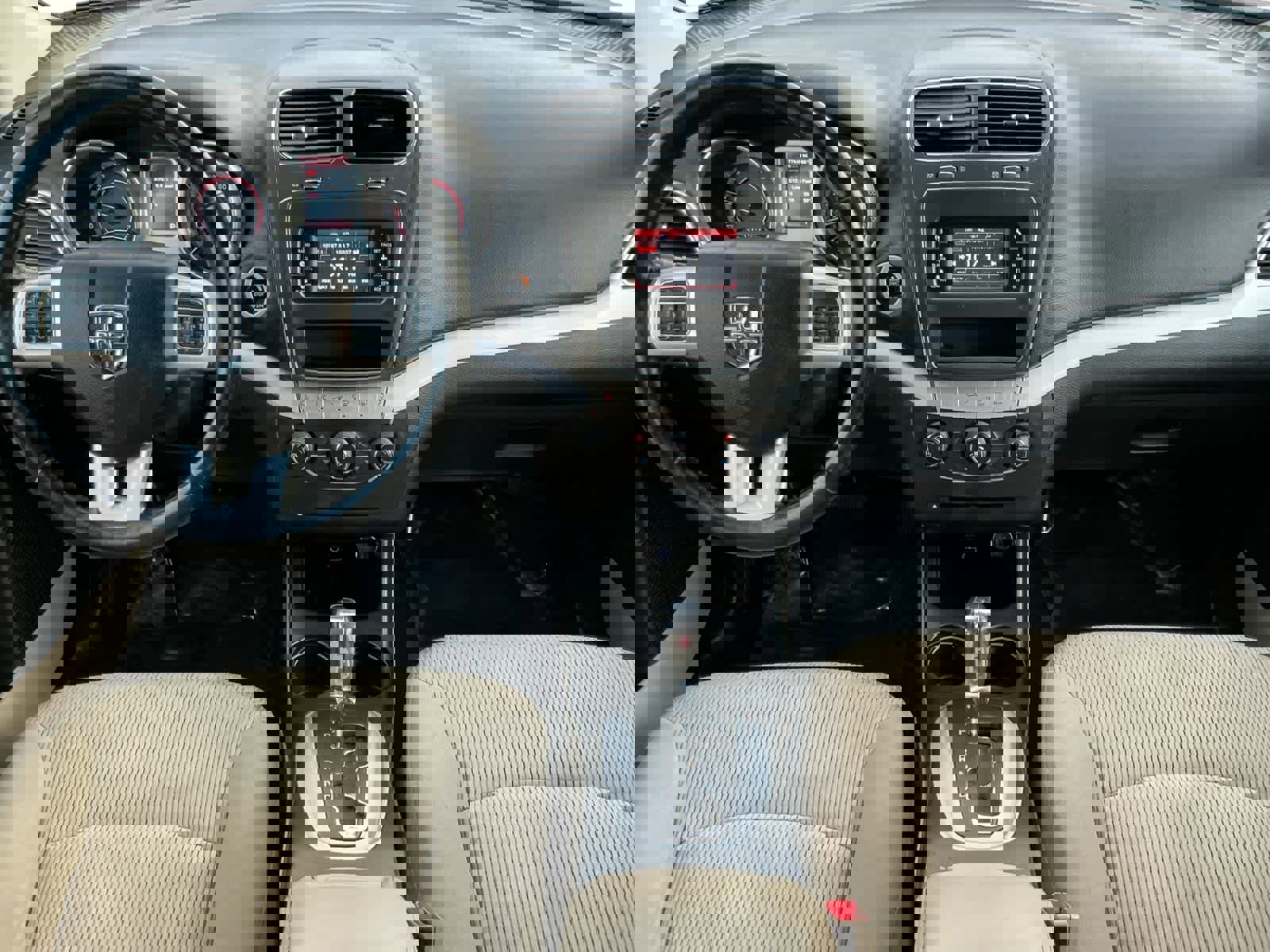 Used 2020 Dodge Journey SE w/ SE Popular Equipment Group image 10