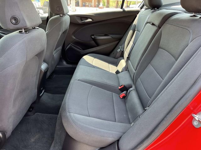 Used 2017 Chevrolet Cruze LT FWD image 18