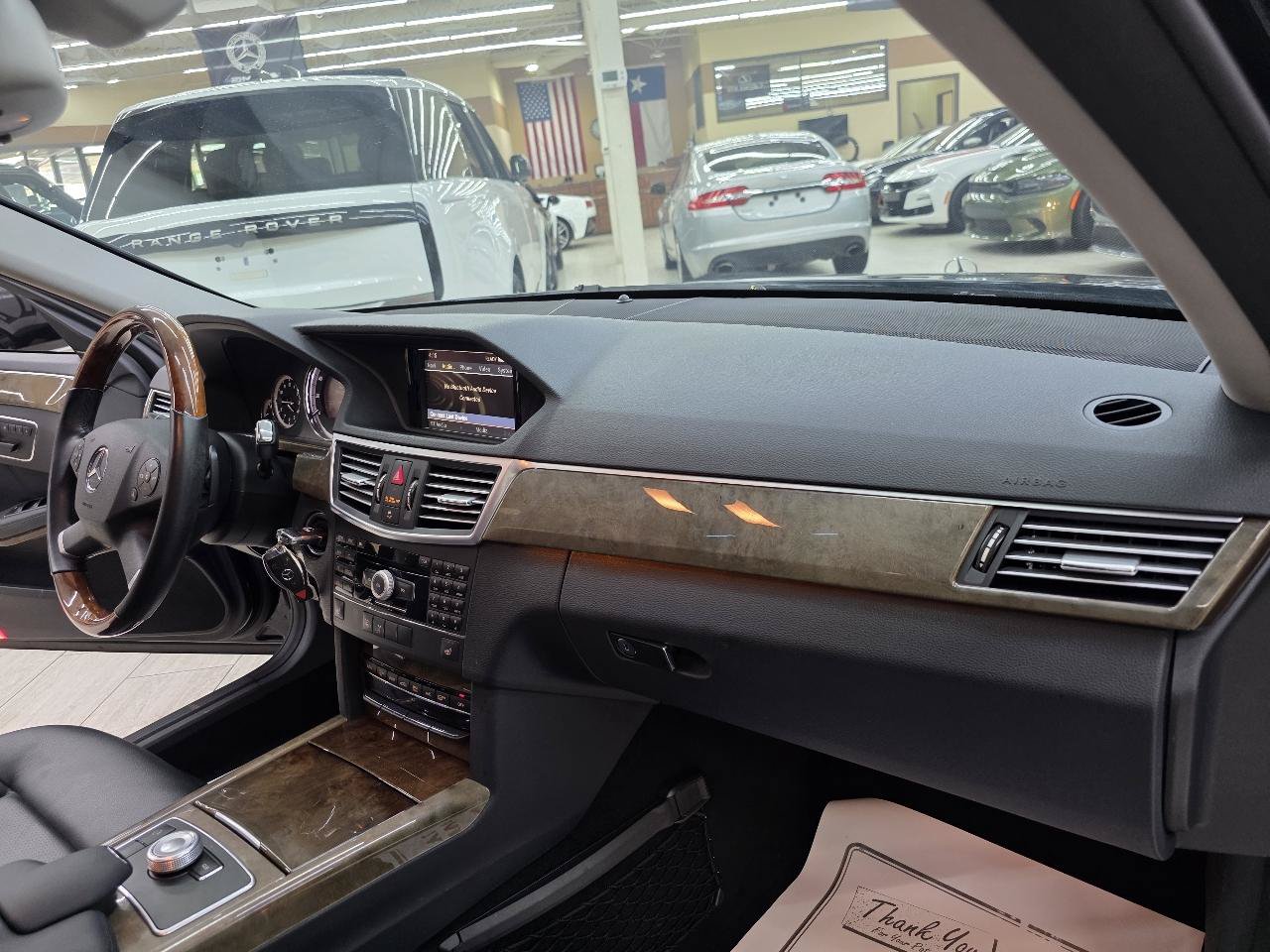 Used 2010 Mercedes-Benz E 350 Sedan image 21