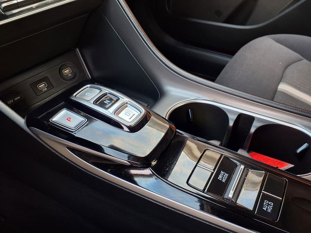 Used 2023 Hyundai Sonata SEL image 16