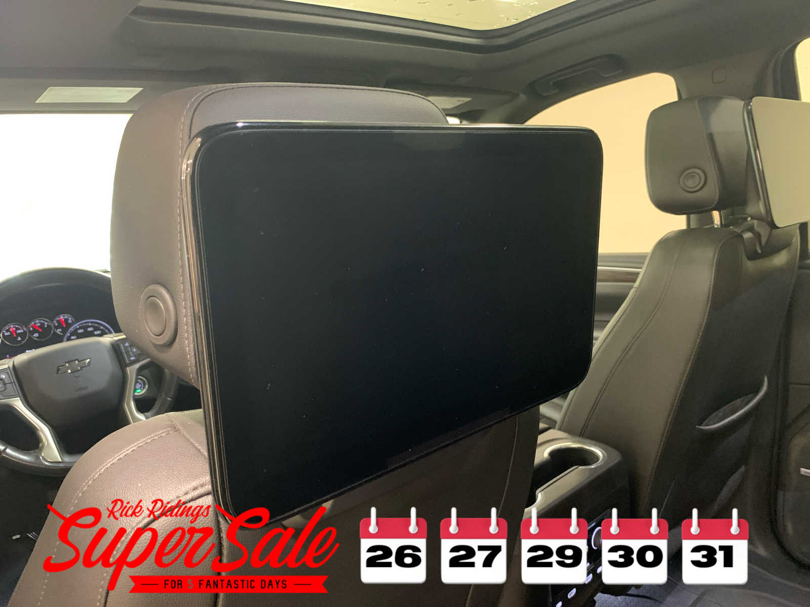 Used 2021 Chevrolet Tahoe Z71 w/ Rear Media and Nav Package image 17