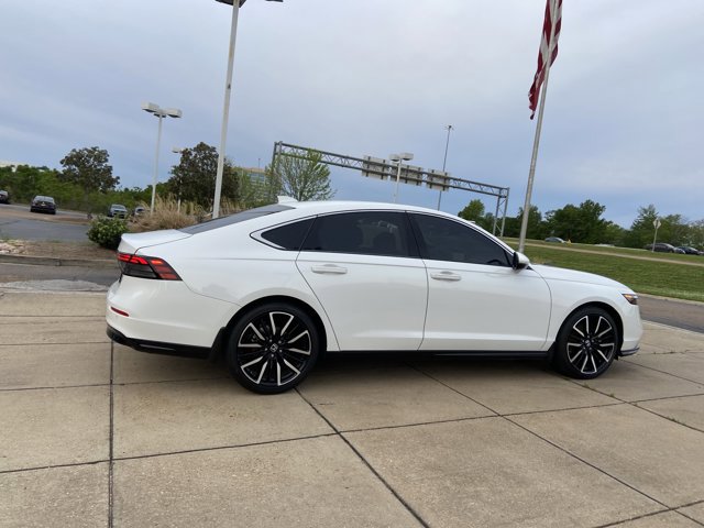 Used 2023 Honda Accord Touring image 12