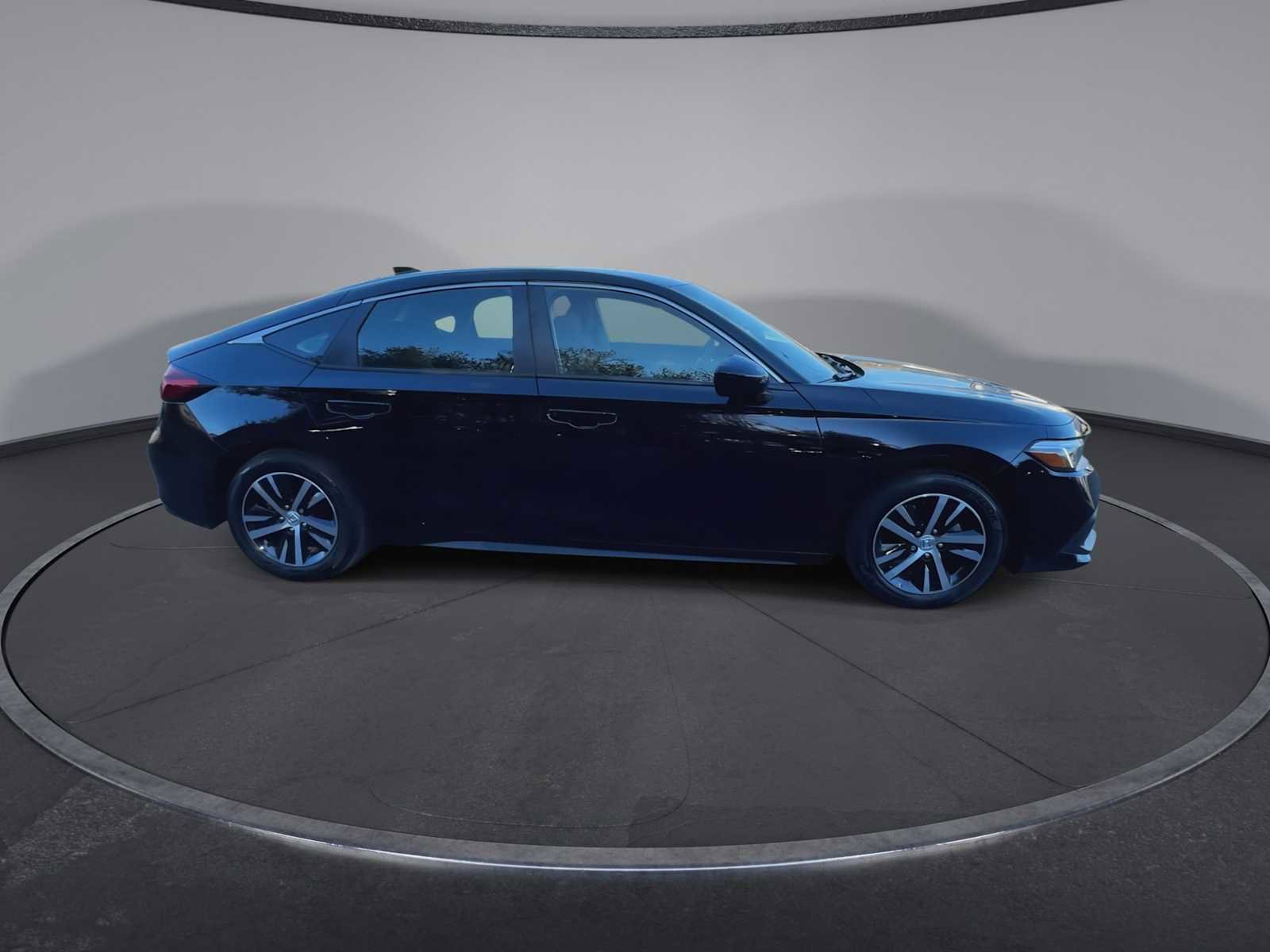 Used 2024 Honda Civic LX image 9