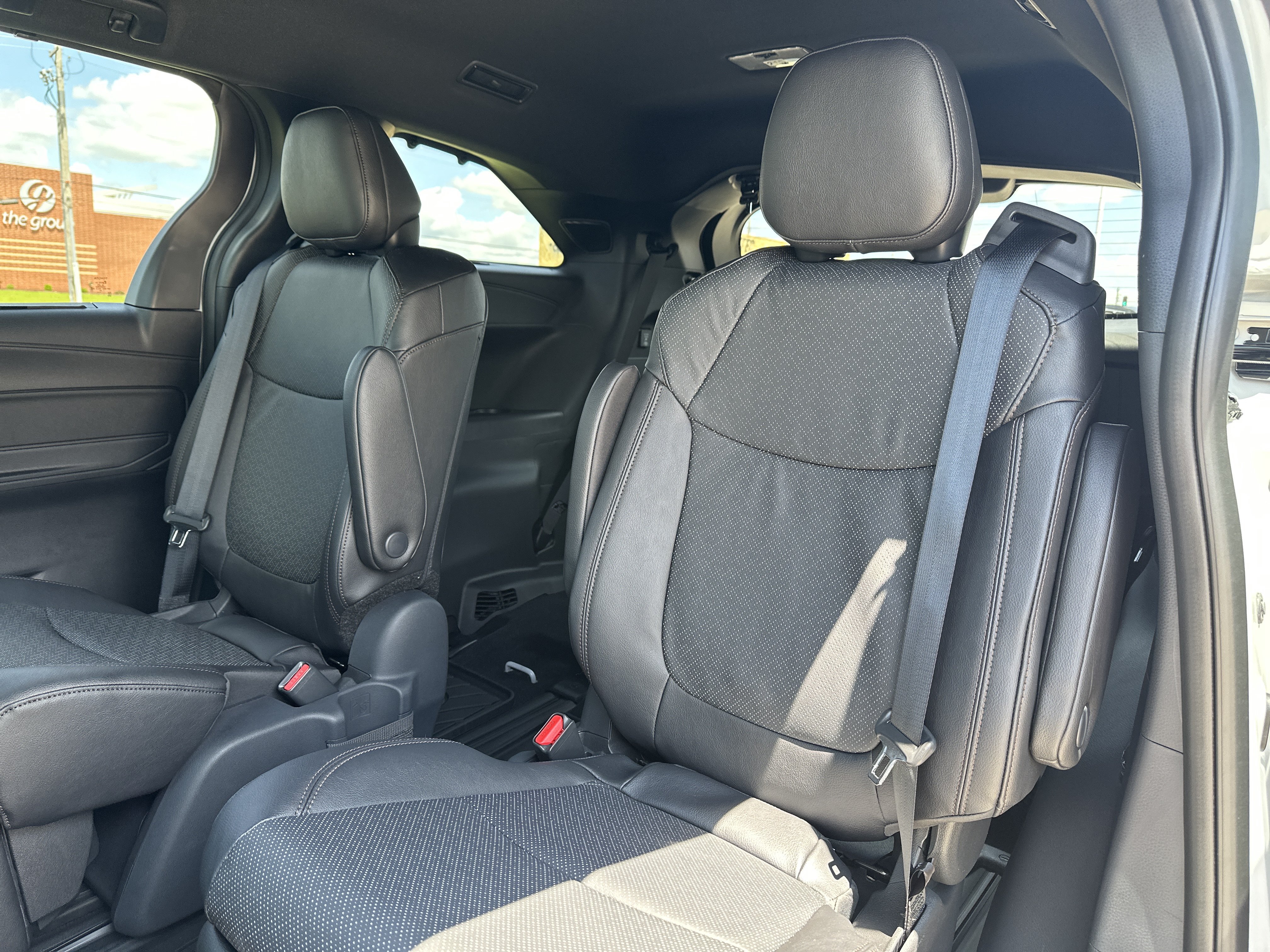 New 2026 Toyota Sienna Limited AWD/4WD image 8