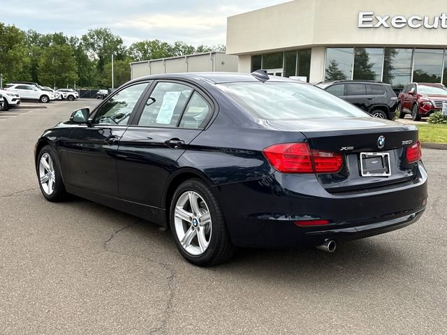 Used 2015 BMW 320i xDrive Sedan AWD/4WD image 4
