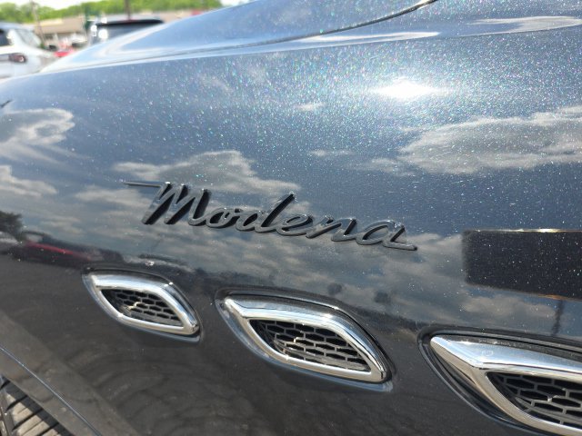 Used 2023 Maserati Levante Modena AWD/4WD image 55