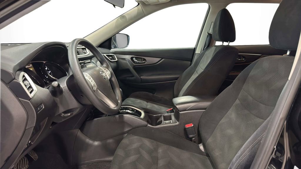 Used 2015 Nissan Rogue SV AWD/4WD image 20