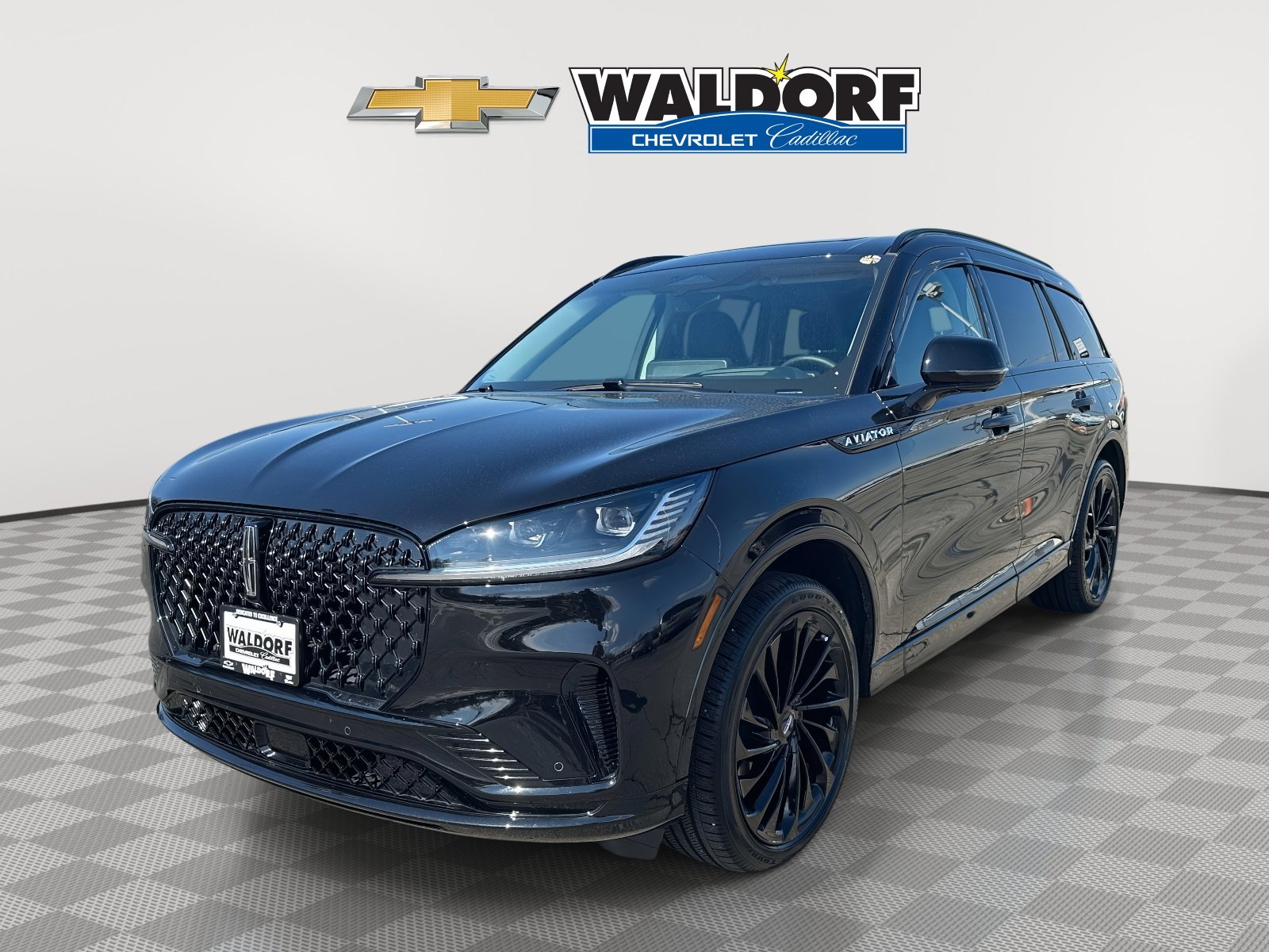 Used 2025 Lincoln Aviator Reserve w/ Equipment Group 201A image 3