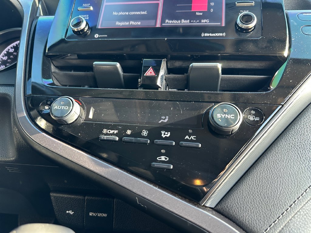 Used 2023 Toyota Camry SE FWD image 18