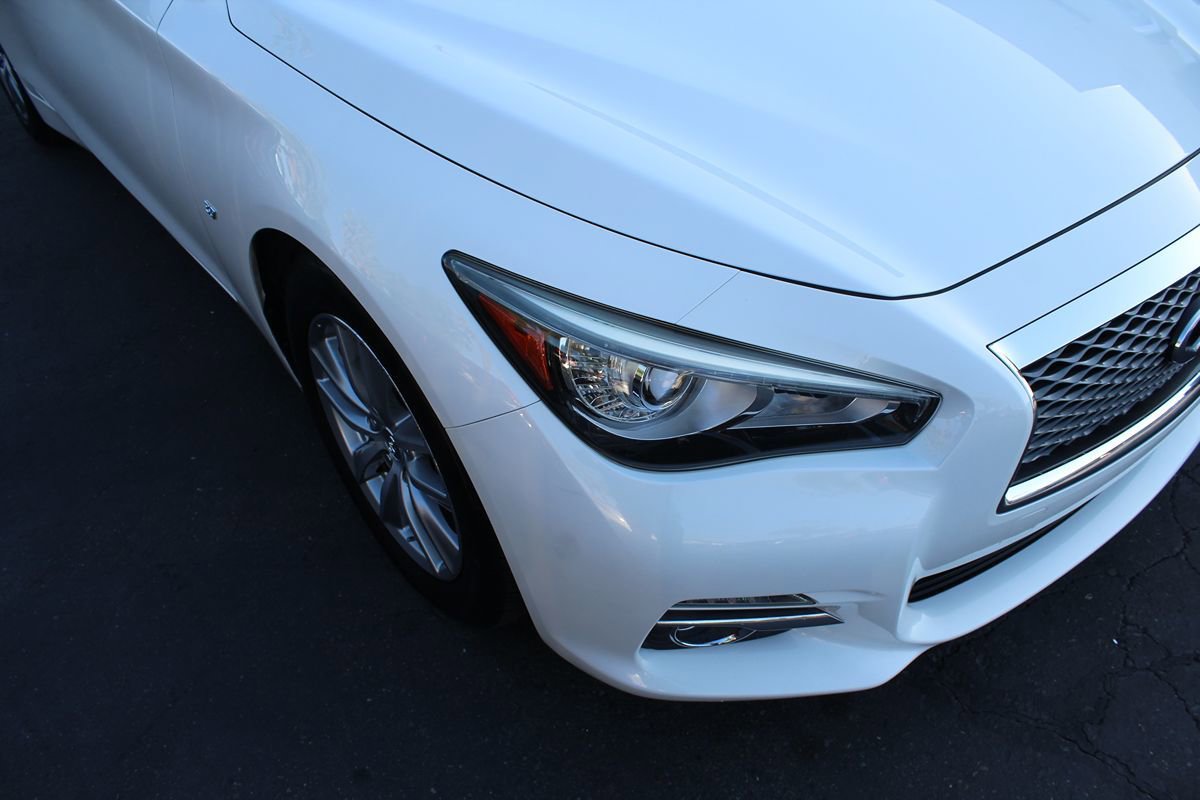 Used 2015 INFINITI Q50 w/ Moonroof Package RWD image 10