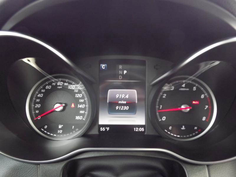 Used 2019 Mercedes-Benz GLC 300 300 4MATIC image 19