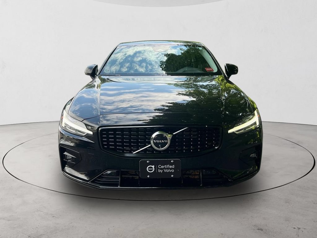 Certified 2024 Volvo S60 B5 Plus AWD/4WD image 8