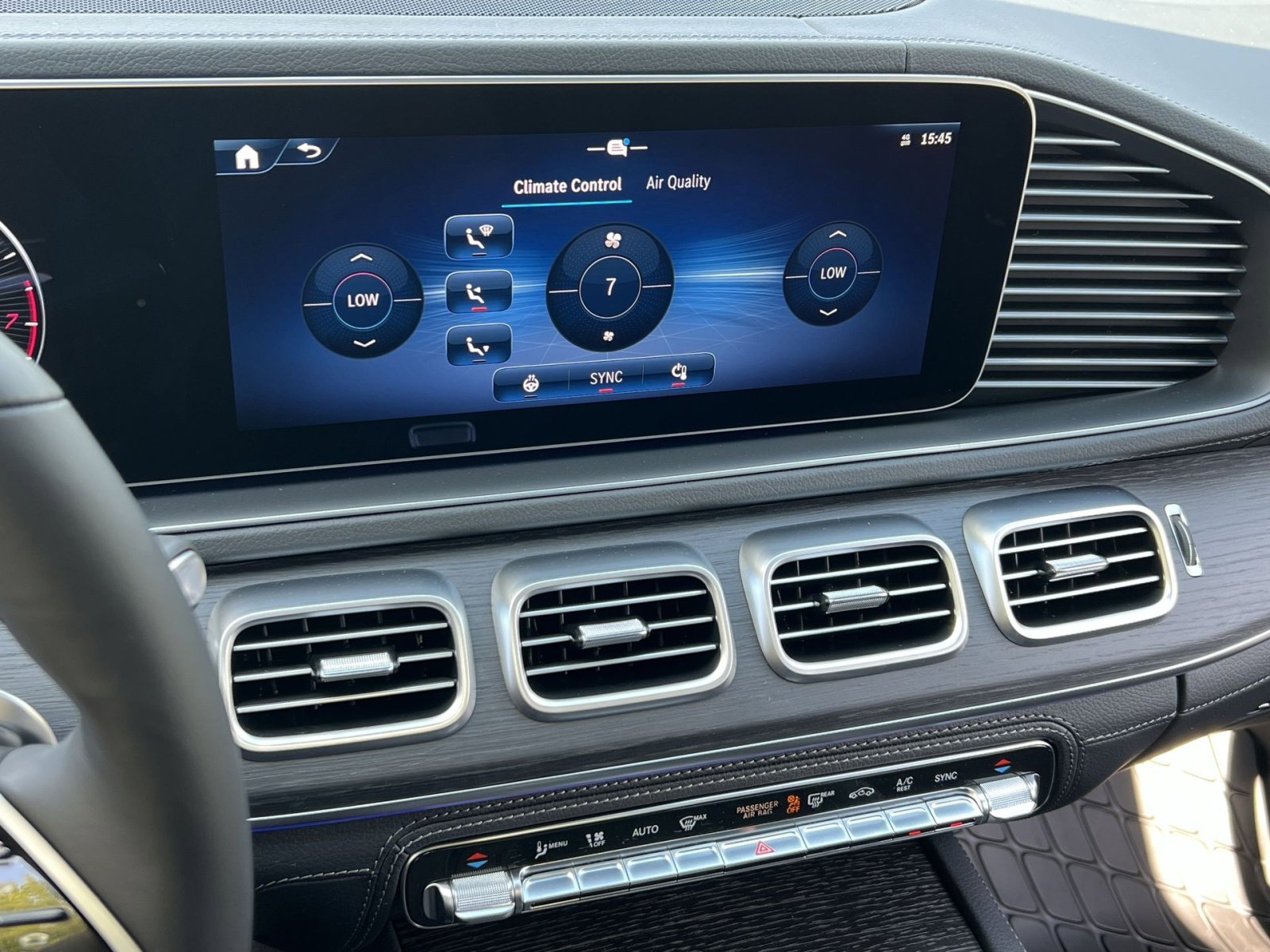 New 2026 Mercedes-Benz GLE 450 4MATIC Coupe image 19