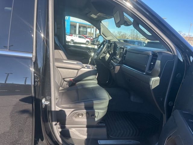 Certified 2025 Chevrolet Silverado 2500 LTZ image 32