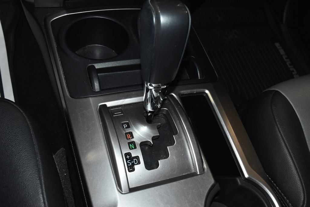 Used 2019 Toyota 4Runner SR5 Premium AWD/4WD image 19
