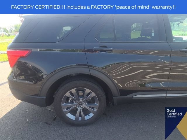 Used 2024 Ford Explorer XLT w/ Equipment Group 202A AWD/4WD image 9