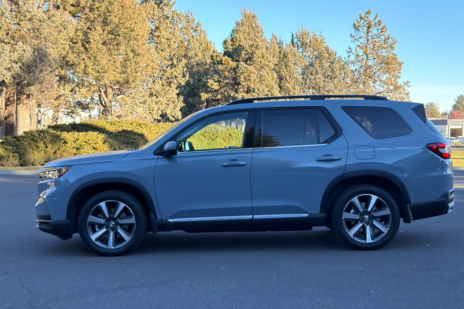 Used 2023 Honda Pilot Elite image 8