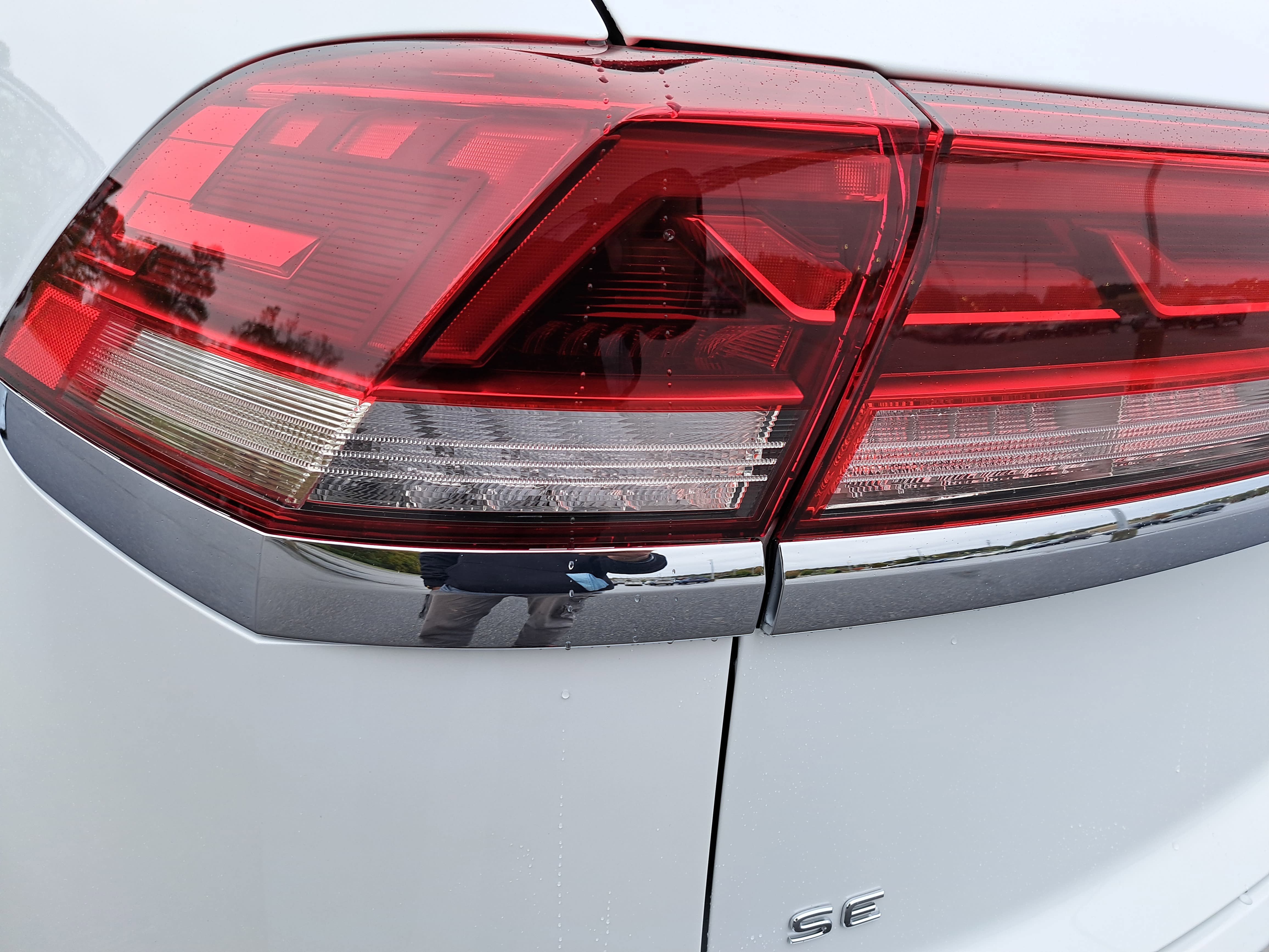 New 2026 Volkswagen Atlas Cross Sport SE FWD image 31