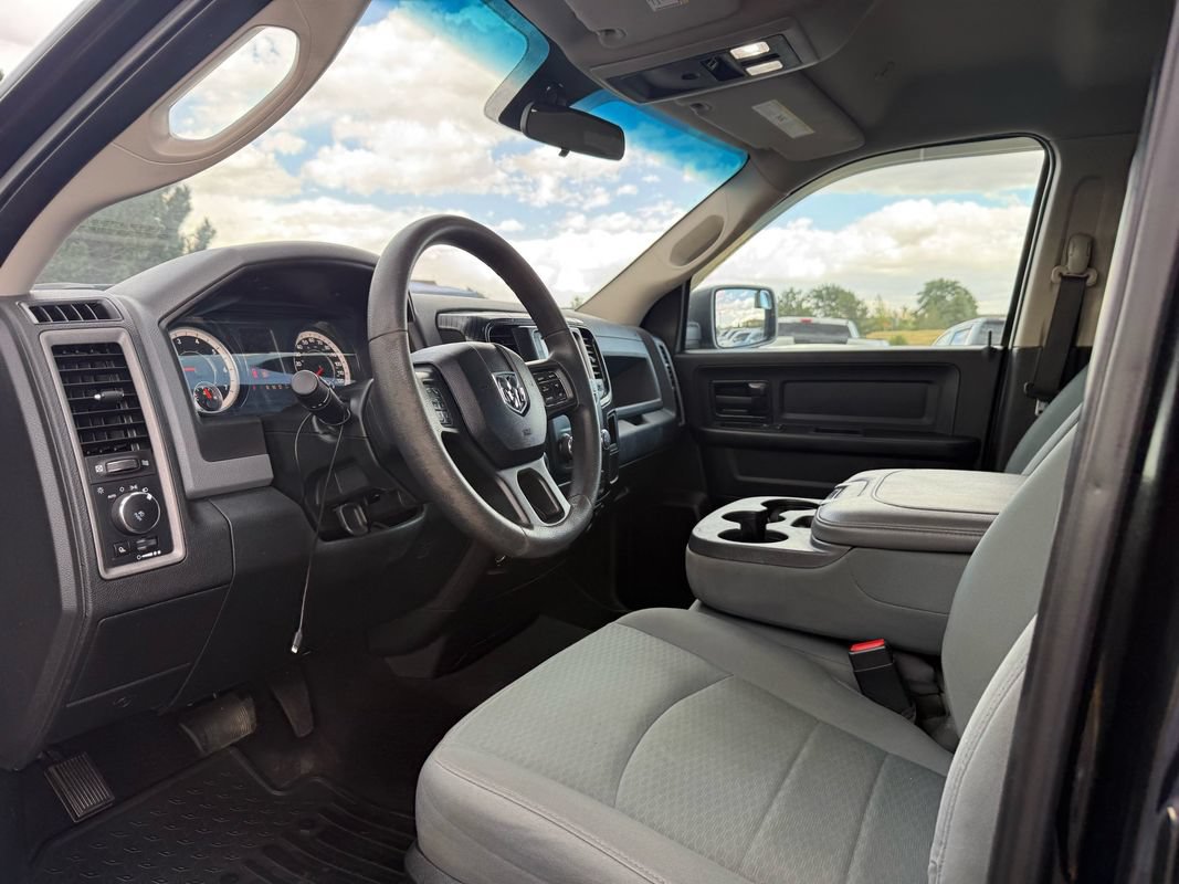 Used 2018 RAM 1500 Express w/ Express Value Package AWD/4WD image 19
