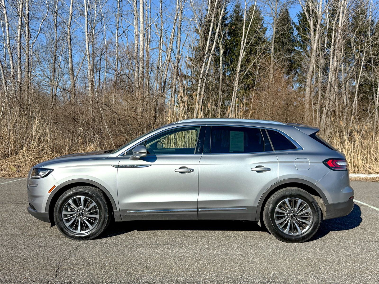 Certified 2023 Lincoln Nautilus AWD w/ Premium Package image 8