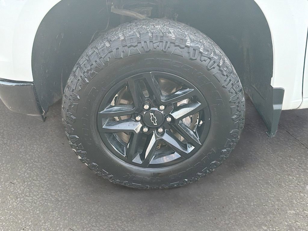 Used 2023 Chevrolet Silverado 1500 Custom Trail Boss image 39